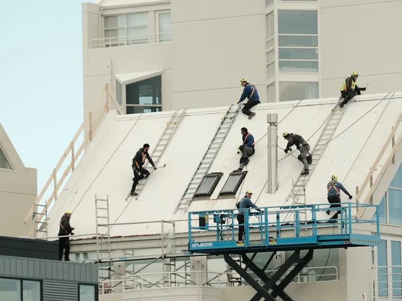 Roofers in New Jersey professional team